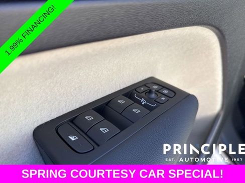 New 2026 Volvo XC40 B5 Plus w/ Protection Package Premier AWD/4WD image 27