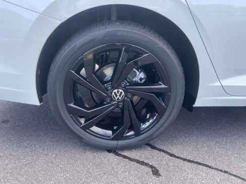 New 2026 Volkswagen Jetta SE image 11