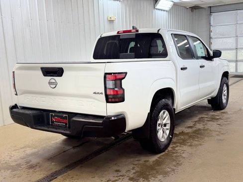 New 2026 Nissan Frontier S image 5