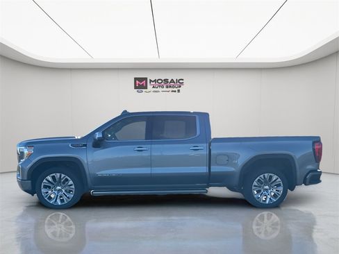 Used 2022 GMC Sierra 1500 Denali w/ Denali Premium Package image 4