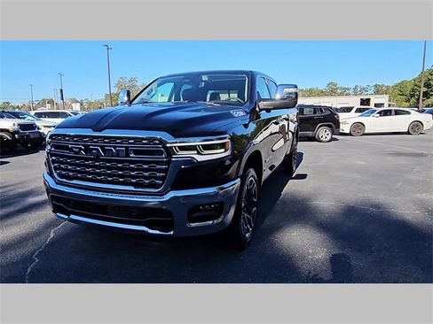 New 2025 RAM 1500 Limited image 17