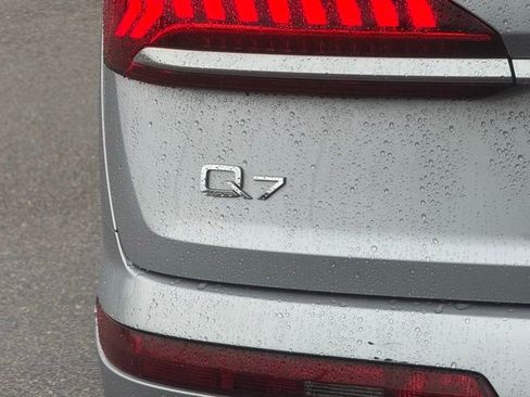Used 2021 Audi Q7 3.0T Premium Plus image 9