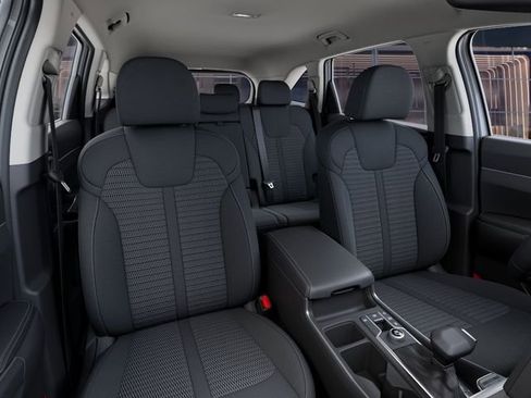 New 2026 Kia Sorento LX FWD image 15