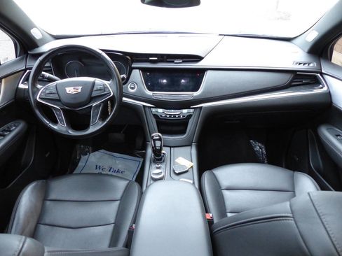 Used 2021 Cadillac XT5 Premium Luxury AWD/4WD image 35