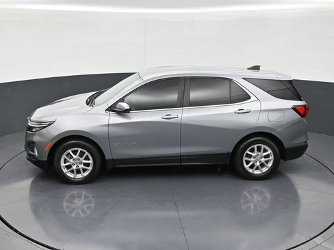 Used 2024 Chevrolet Equinox LT FWD image 13