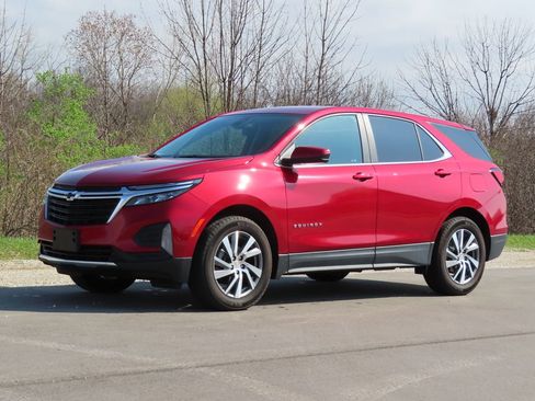 Used 2023 Chevrolet Equinox LT image 6