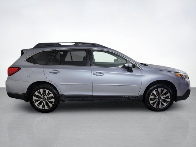 Used 2016 Subaru Outback 2.5i Limited AWD/4WD image 2