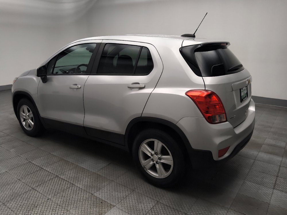 Used 2020 Chevrolet Trax LS w/ Tint and Cruise Package FWD image 3