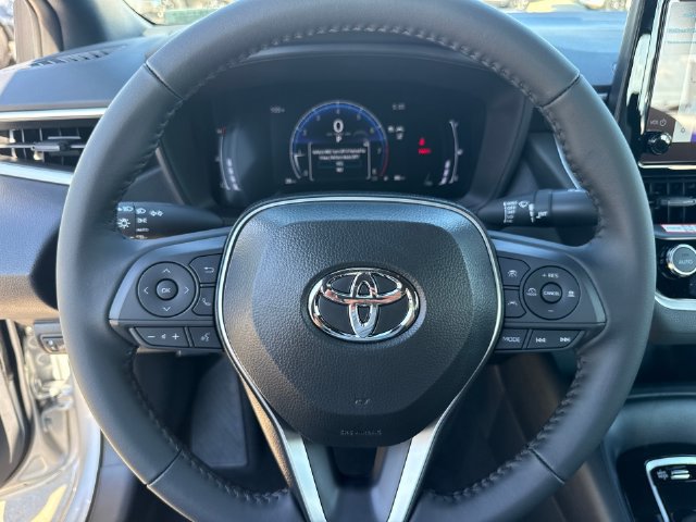 Used 2026 Toyota Corolla SE FWD image 15