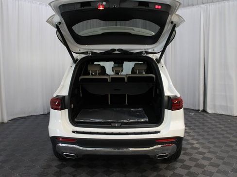 New 2025 Mercedes-Benz GLB 250 4MATIC image 7
