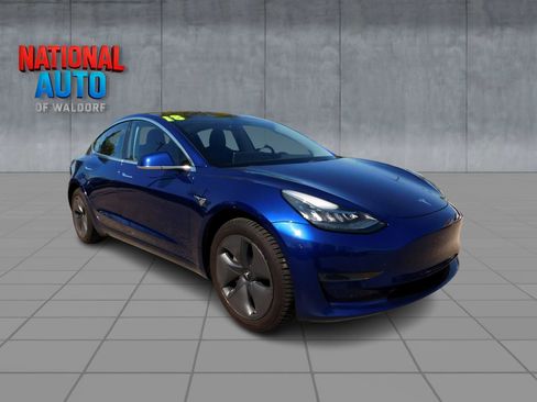 Used 2018 Tesla Model 3 Long Range image 1