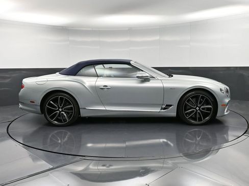 Certified 2023 Bentley Continental GT Azure image 9