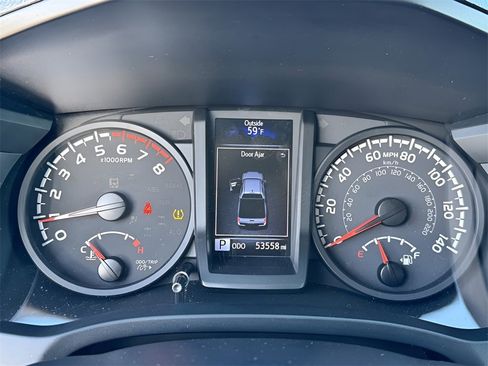 Used 2022 Toyota Tacoma SR image 7