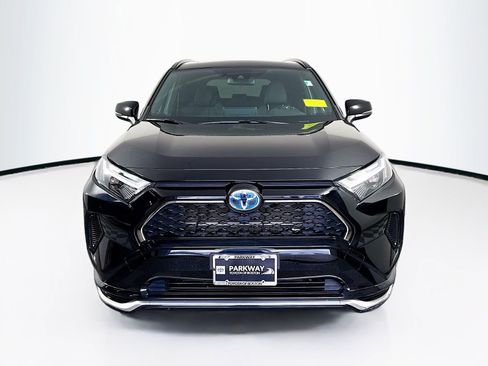Used 2023 Toyota RAV4 SE w/ Weather & Moonroof Package AWD/4WD image 2