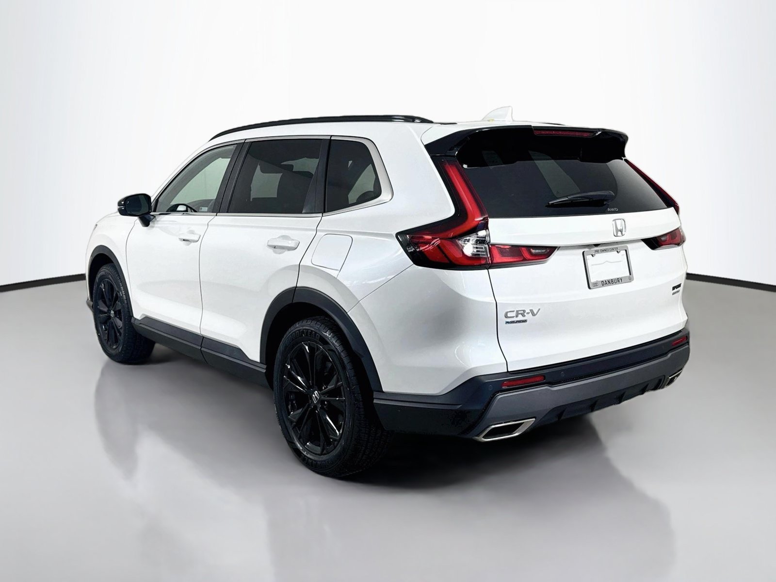 Used 2024 Honda CR-V Sport Touring image 3