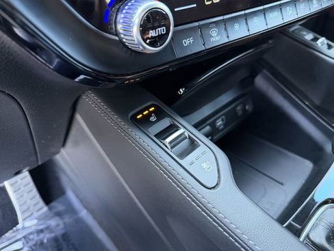 Used 2023 Kia Telluride SX image 22