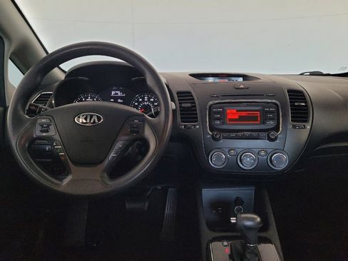 Used 2017 Kia Forte LX FWD image 22