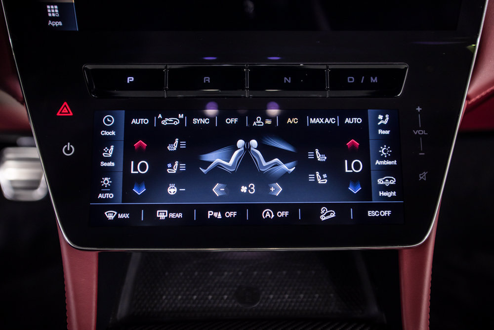 Used 2023 Maserati Grecale Trofeo AWD/4WD image 34