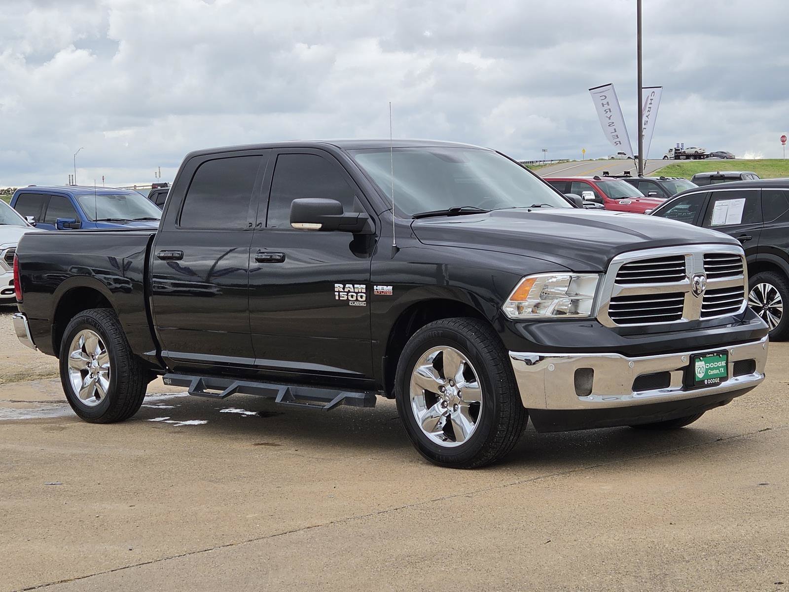 Used 2019 RAM 1500 Lone Star RWD image 2