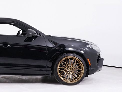 Used 2025 Lamborghini Urus S AWD/4WD image 15