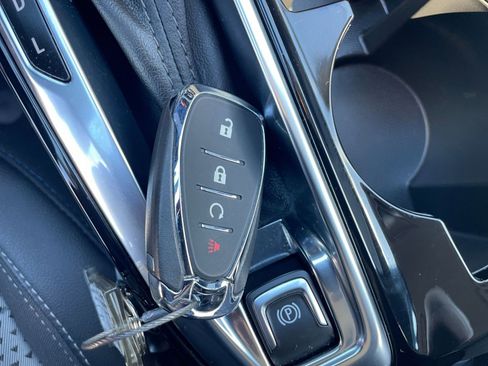 Used 2025 Chevrolet Trax LT image 22