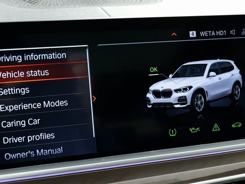 Used 2022 BMW X5 xDrive40i w/ Parking Assistance Package image 52