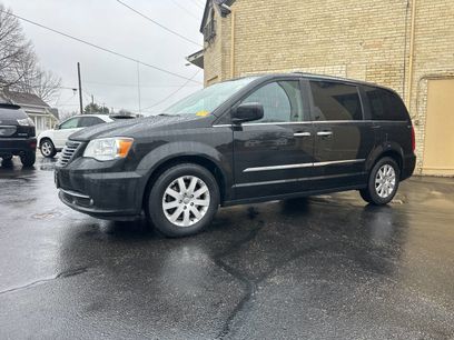 Used 2016 Chrysler Town & Country Touring w/ Driver Convenience Group