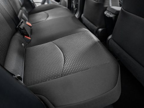 Certified 2022 Toyota Prius LE image 33