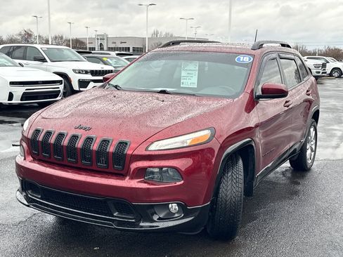 Used 2018 Jeep Cherokee Latitude image 7