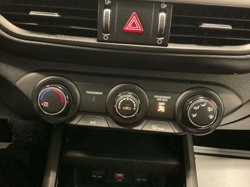 Used 2023 Kia Forte LXS image 13