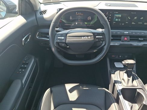 New 2026 Kia K4 EX FWD image 7