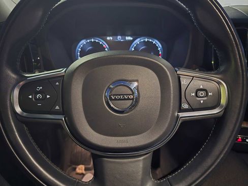 Certified 2021 Volvo XC60 T5 Momentum w/ Advanced Package image 23