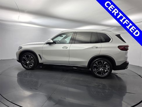 Certified 2023 BMW X5 sDrive40i w/ Climate Comfort Package image 7