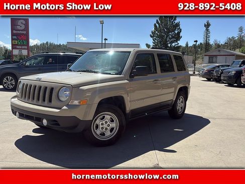Used 2017 Jeep Patriot Sport w/ Power Value Group FWD image 1