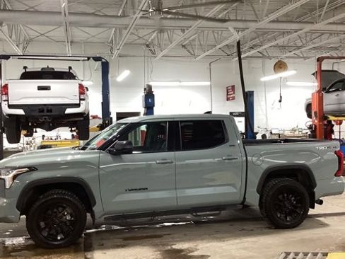 Used 2023 Toyota Tundra SR5 w/ TRD Off-Road Premium Package image 7