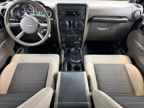 Used 2010 Jeep Wrangler Unlimited Sport image 16