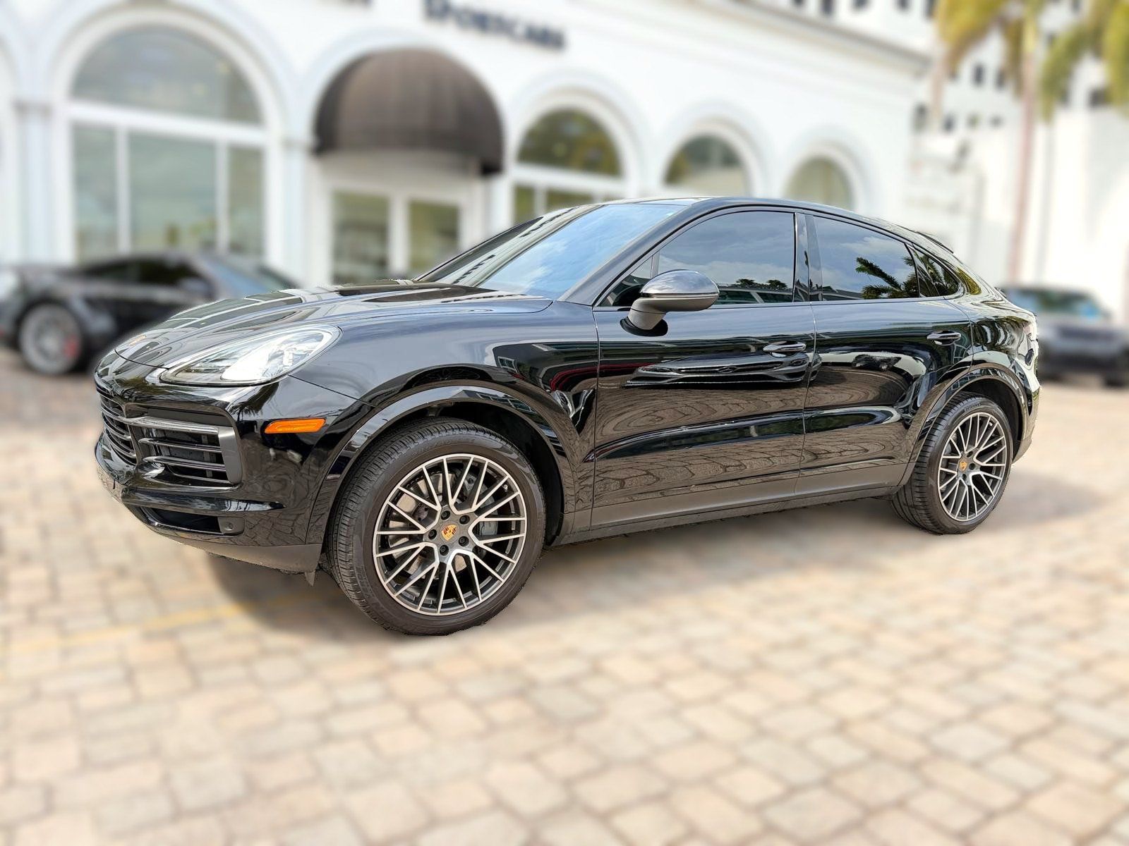 Used 2020 Porsche Cayenne S AWD/4WD image 1