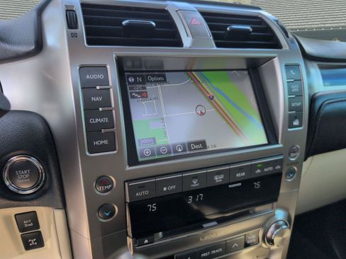 Certified 2020 Lexus GX 460 Premium AWD/4WD image 13