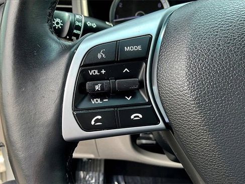 Used 2019 Hyundai Sonata Limited image 18