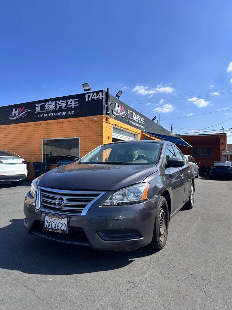 Used 2014 Nissan Sentra SV w/ SV Driver Package FWD image 1