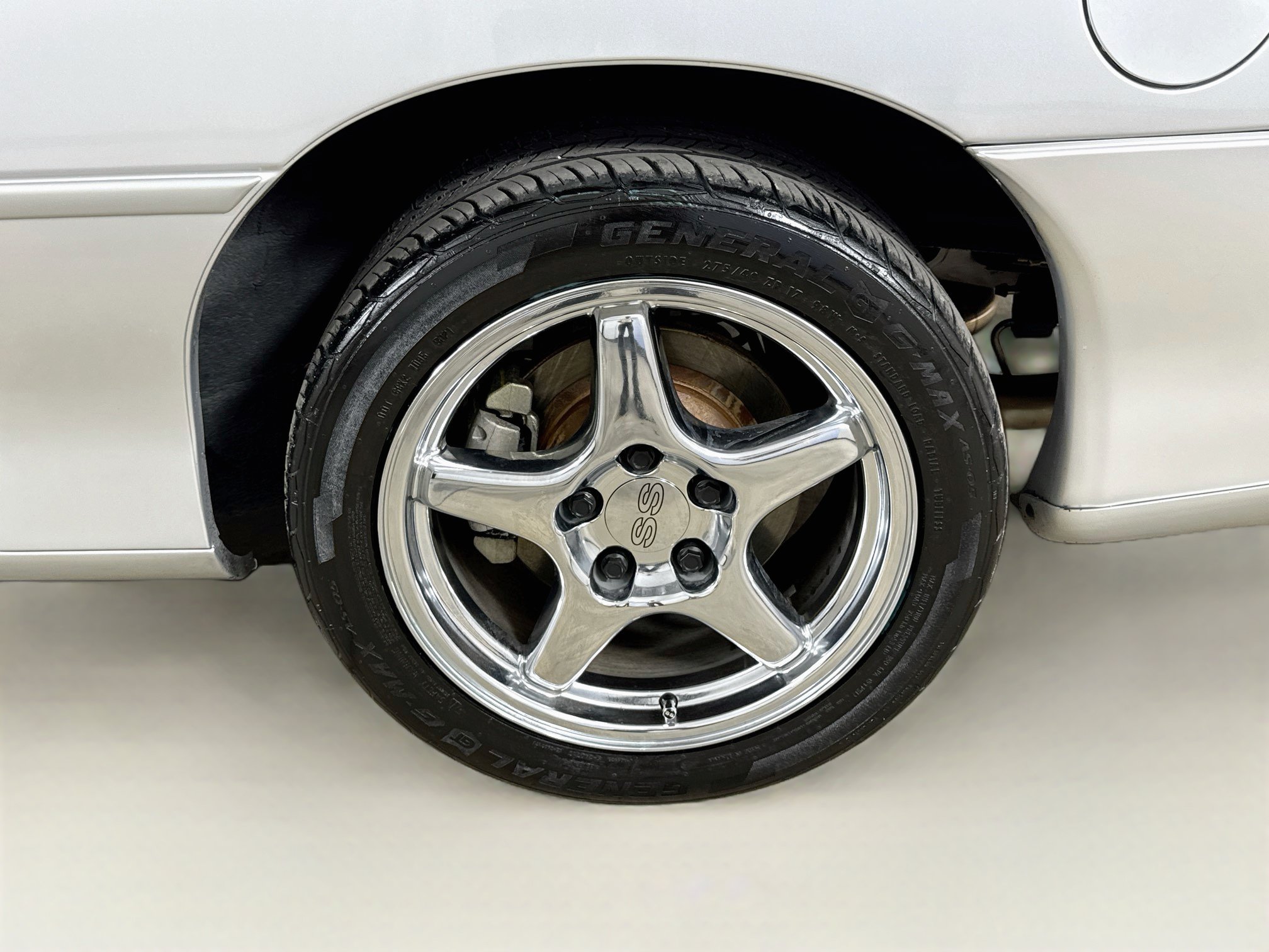 Used 2002 Chevrolet Camaro Z28 w/ SS Performance/Appearance Pkg RWD image 28