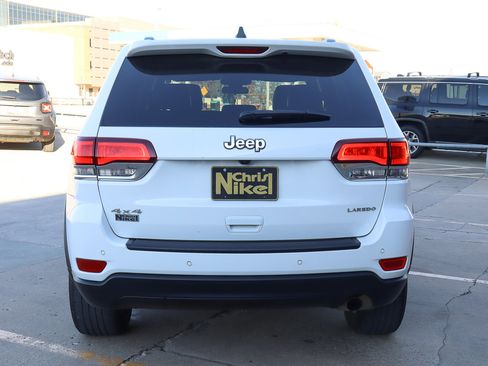 Used 2021 Jeep Grand Cherokee Laredo X image 13