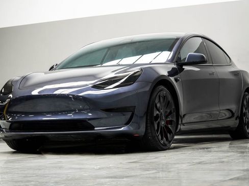 Used 2022 Tesla Model 3 Performance image 8