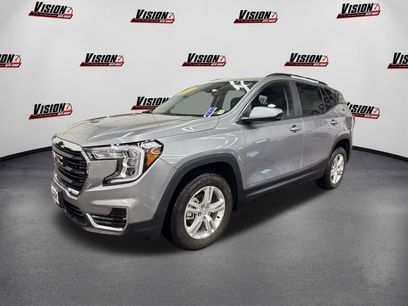 Used 2024 GMC Terrain SLE w/ Driver Convenience Package