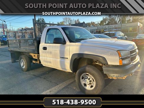 Used 2006 Chevrolet Silverado 2500 W/T RWD image 1