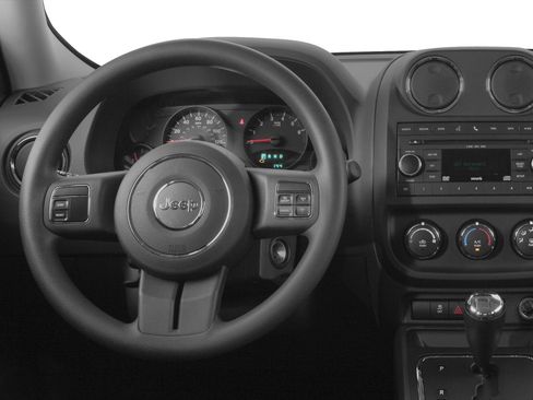 Used 2016 Jeep Patriot Sport w/ Power Value Group FWD image 39