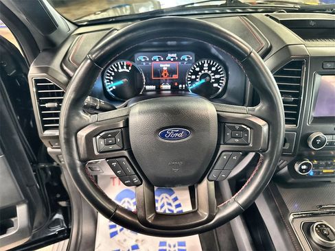 Used 2021 Ford Expedition Limited image 17