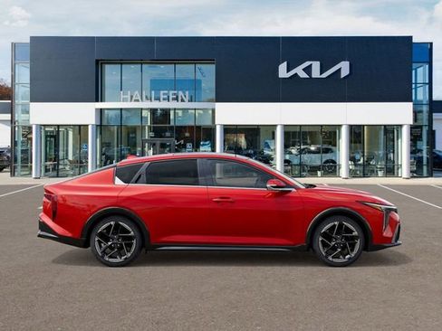 New 2025 Kia K4 GT-Line image 7