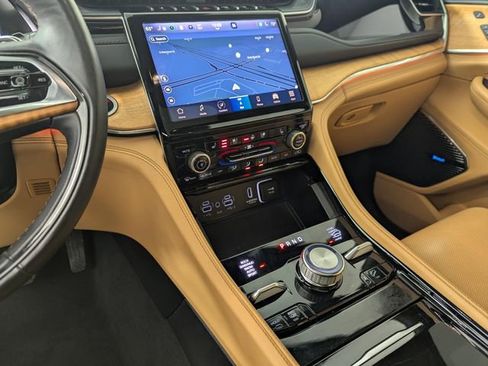 Used 2023 Jeep Grand Cherokee L Summit image 15