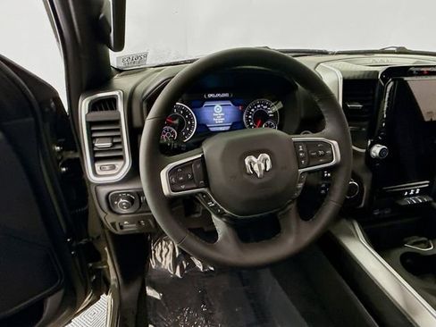 New 2026 RAM 1500 4x4 Crew Cab image 11